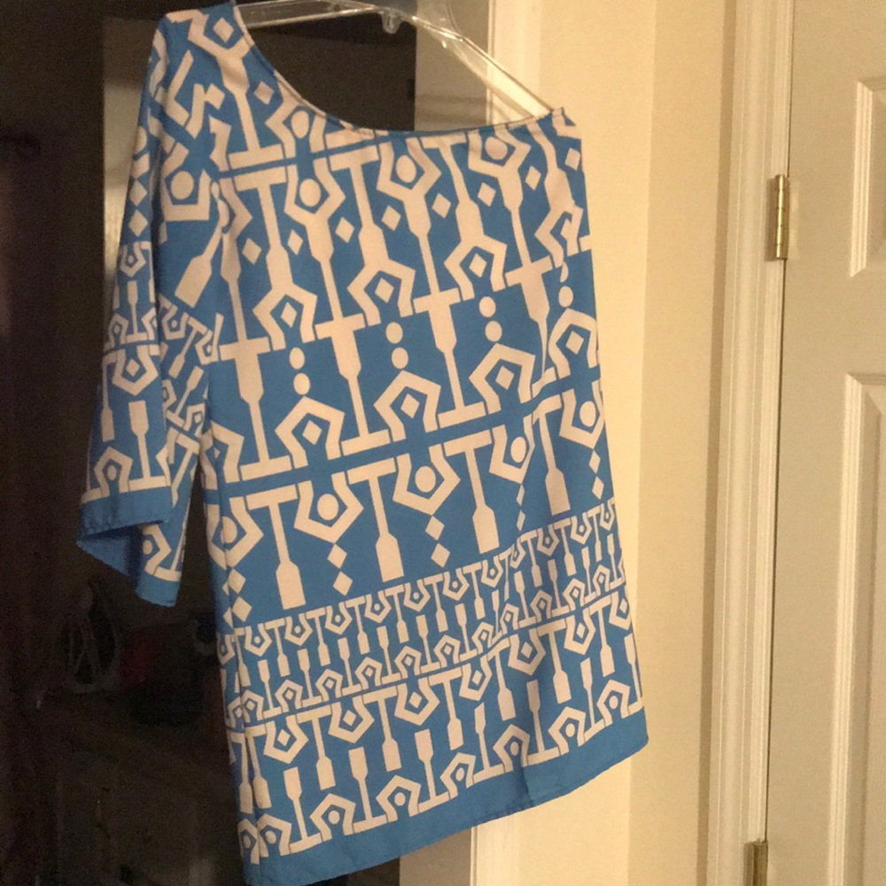 Women’s boutique one shoulder blouse